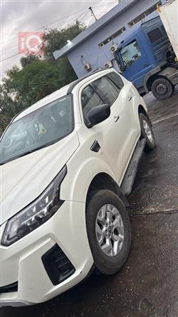نیسان ئێکستێرا